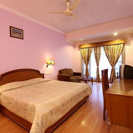 Hotel Dalhousie Heights Εξωτερικό φωτογραφία